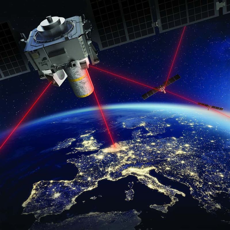 FSO-instruments-laser-satellite-communication