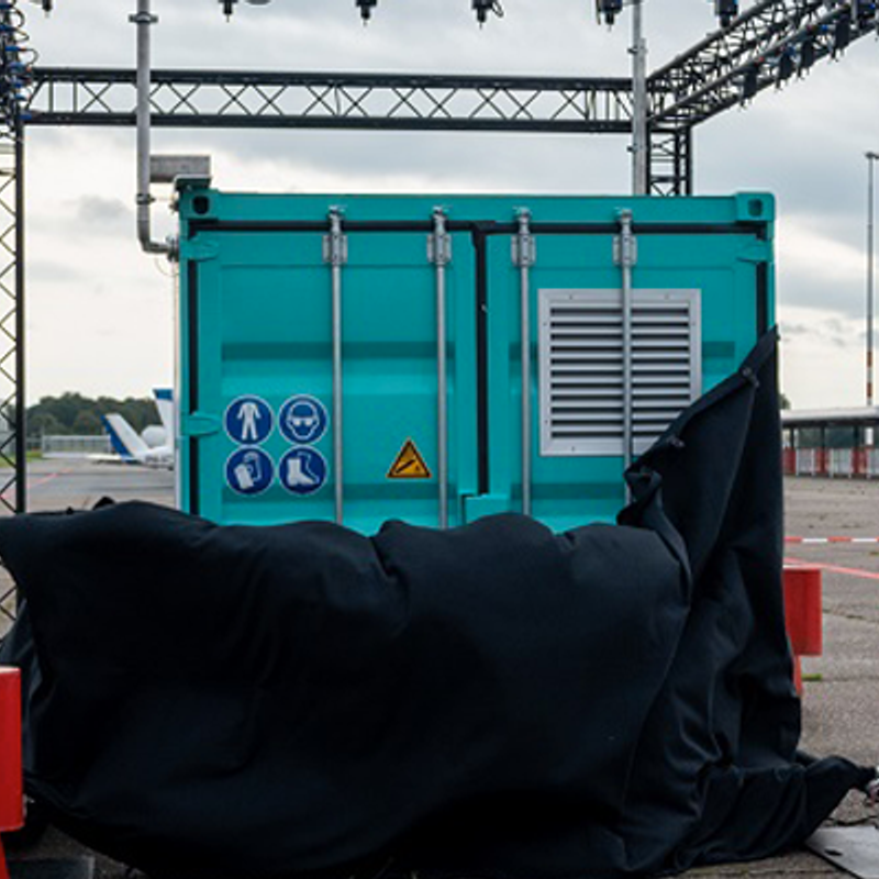 Social-media-Twitter-Onthulling-electrolyser-