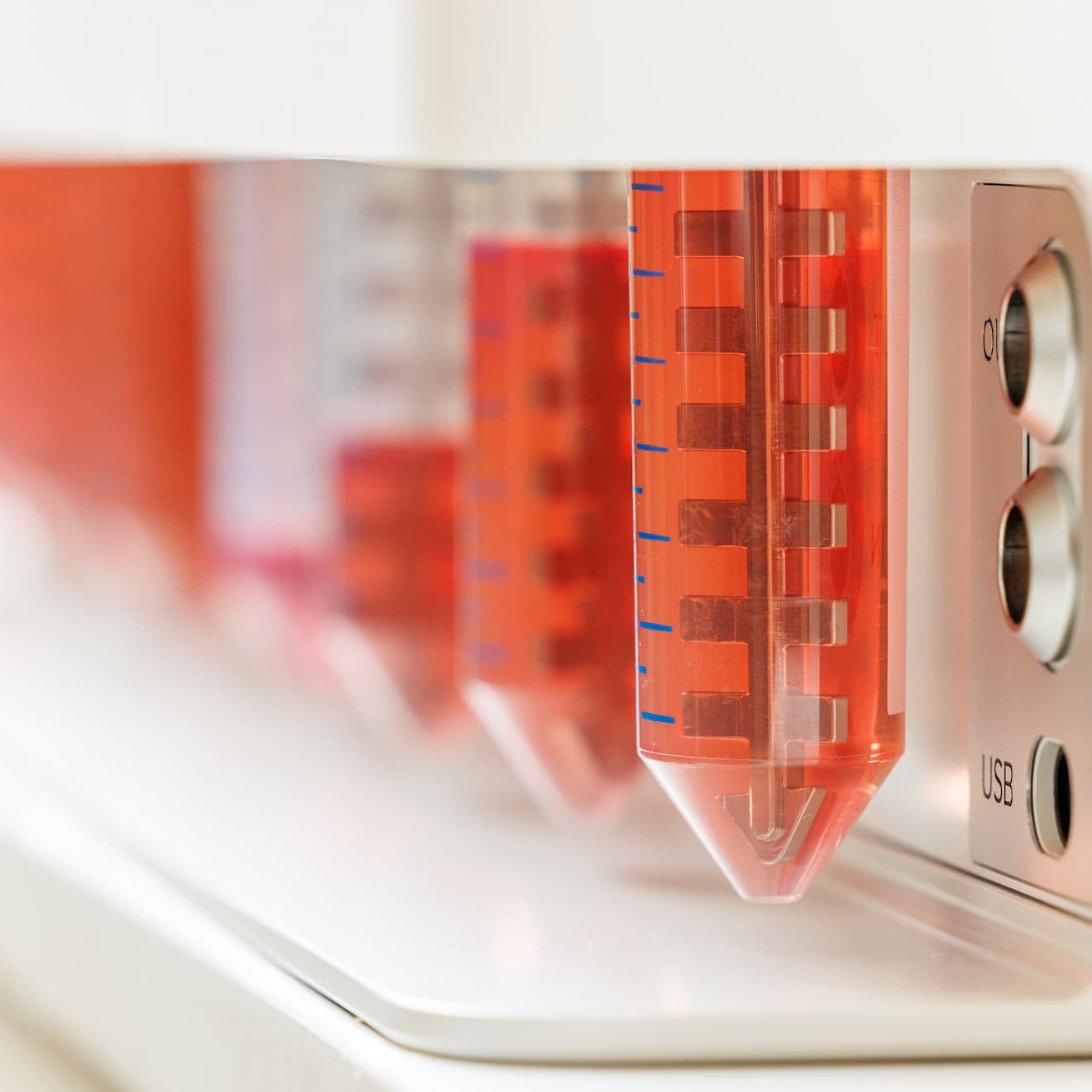 Orgonex-bioreactor-vials-lined-up