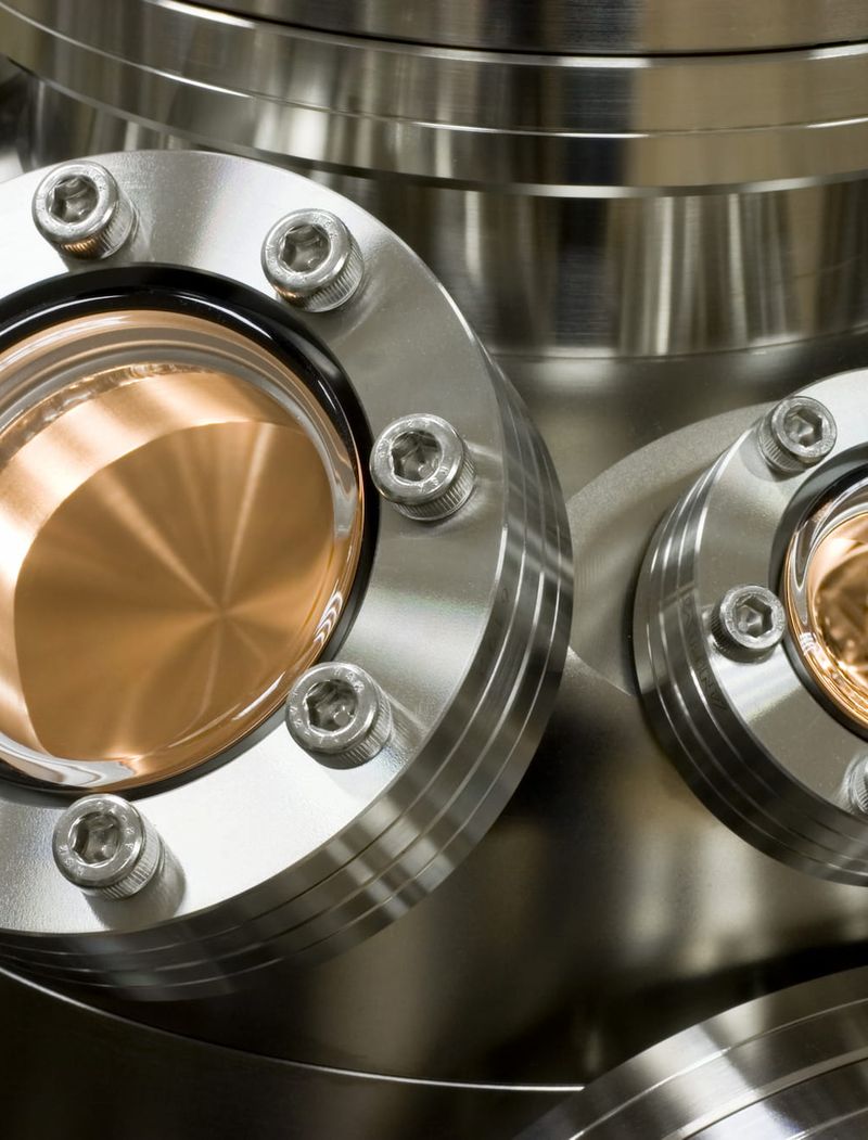 demcon-ultra high vacuum